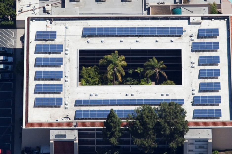 Rooftop solar panel installation for business